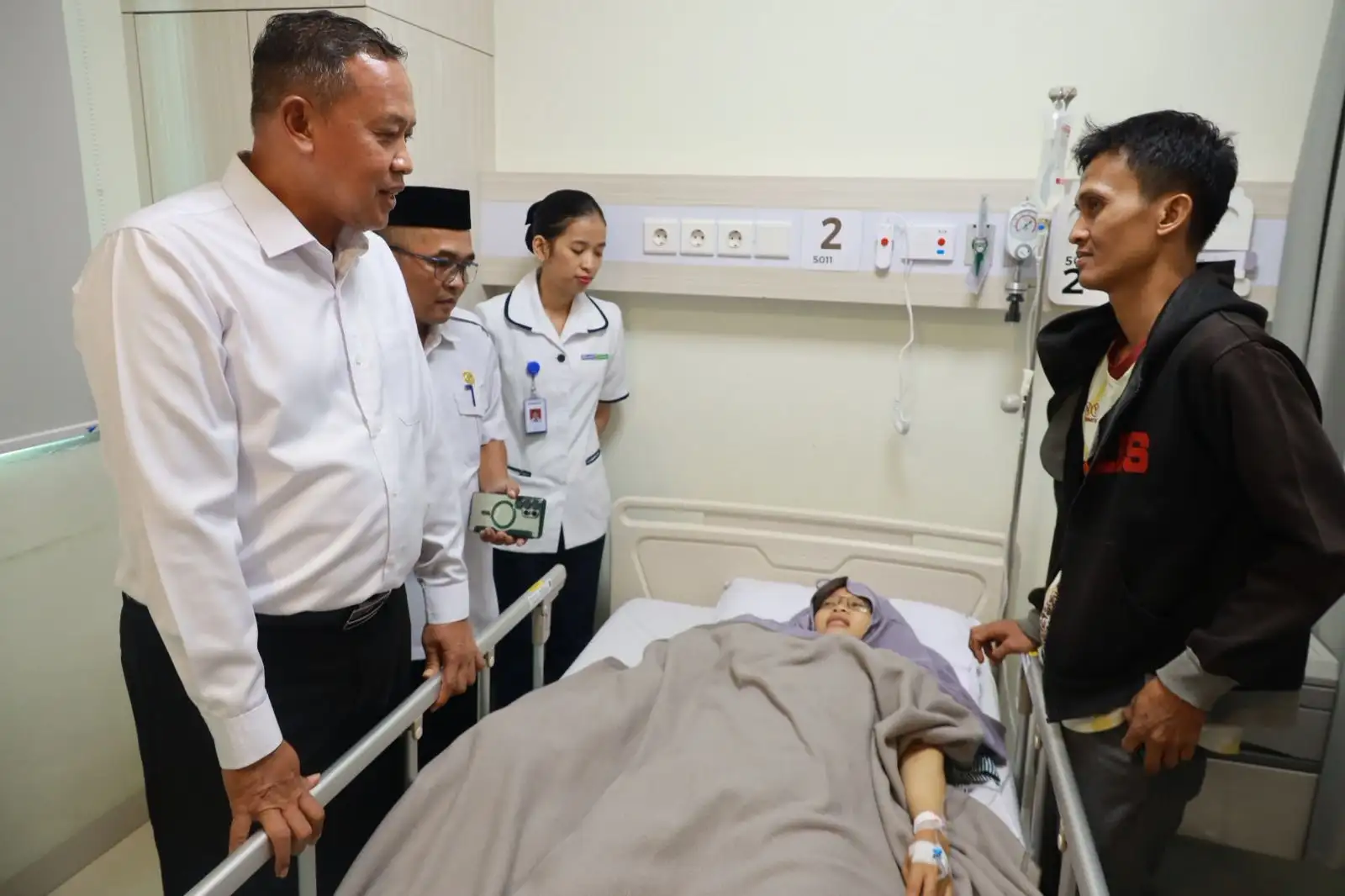 Kecelakaan Mobil SPPG di Bekasi Menelan Korban Jiwa, Wali Kota Pastikan Biaya Pendidikan Anak Korban Ditanggung 