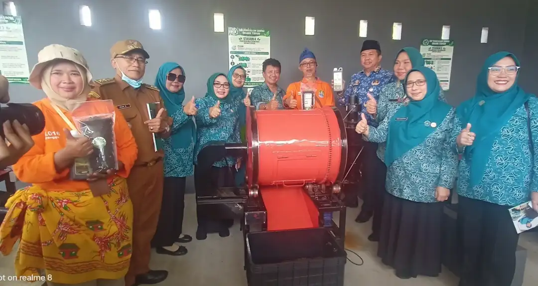 Bukan Sekadar Gapura, RW 016 Jatirangga Unjuk Inovasi Warga hingga Teknologi Pengolah Sampah