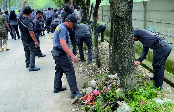 Satpol PP Satlinmas Kota Bekasi Gelar Aksi Gotong Royong K3 Massal di Kawasan Medan Satria