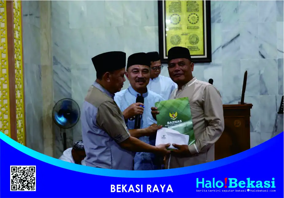 Wakil Wali Kota Bekasi Hadiri Tarawih Keliling di Jatimekar, Salurkan Bantuan untuk Masjid Al-Muttaqin