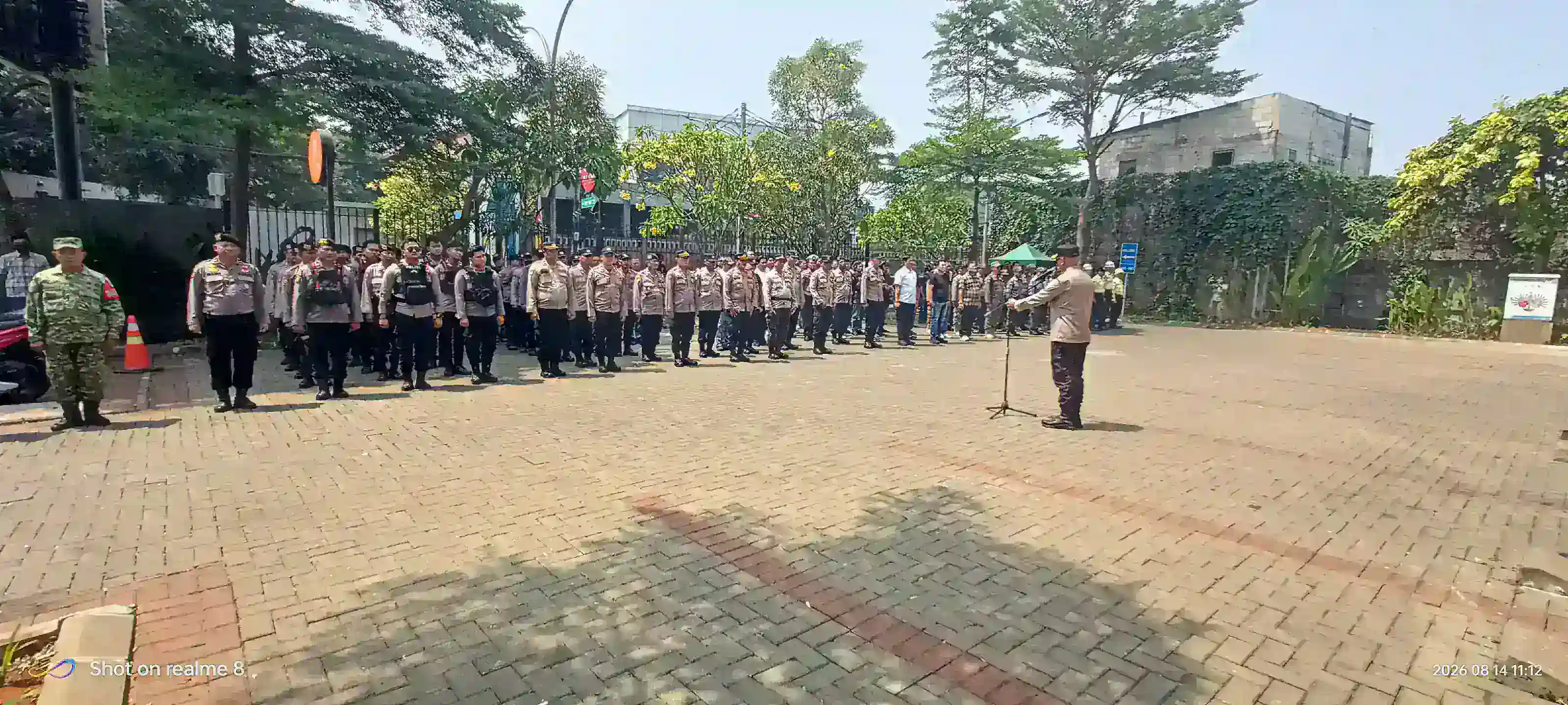 Kapolsek Pondok Gede: Pimpin Pengamanan Demo Premier Estate 2 Terpimpin, Zero Tolerance terhadap Anarkisme