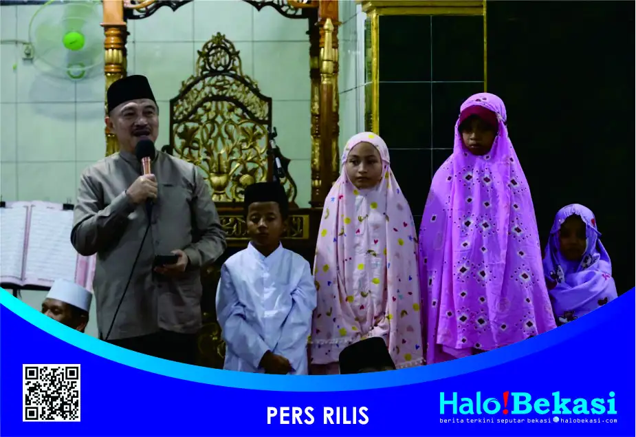 Momen Bahagia Anak- anak Saat Tarawih Keliling Bersama Wawali Bekasi Harris Bobihoe