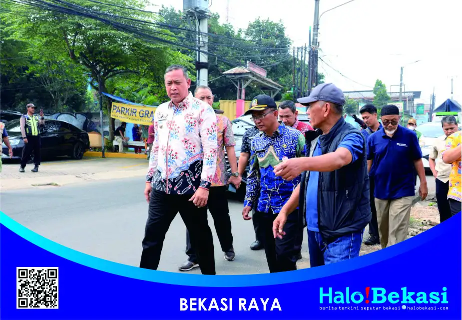 Wali Kota Bekasi Tinjau Saluran Air di Cimuning, Pastikan Penanganan Segera Dilakukan