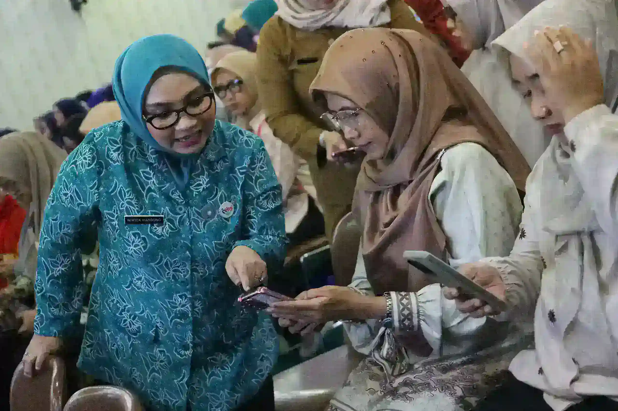 TP PKK Kota Bekasi Dorong Digitalisasi Data Keluarga Melalui Sosialisasi Aplikasi Website Si Cantik
