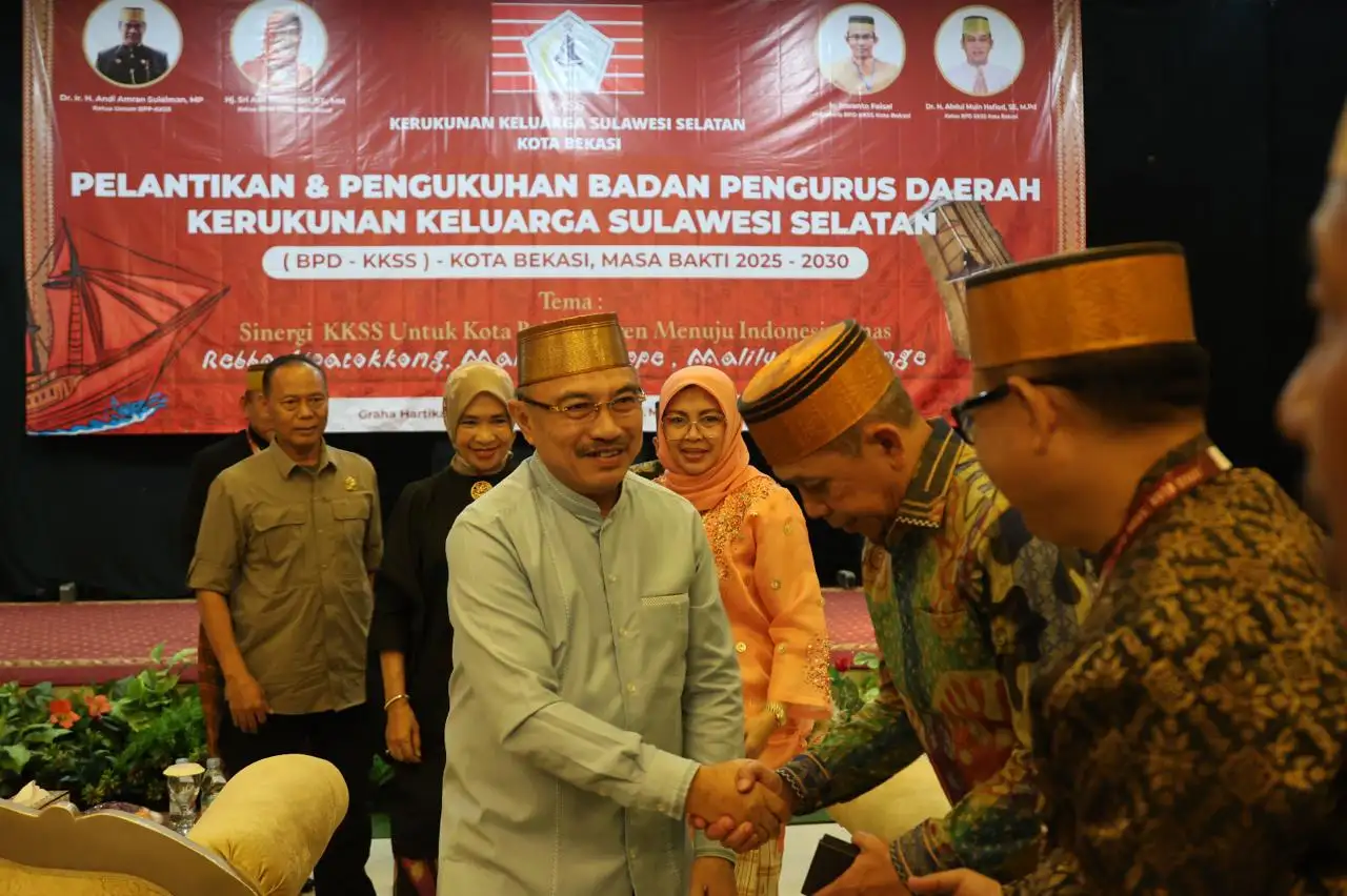 Jaga Harmoni Di Kota Bekasi, Ini Pesan Wawali Harris Bobihoe Di Pelantikan KKSS
