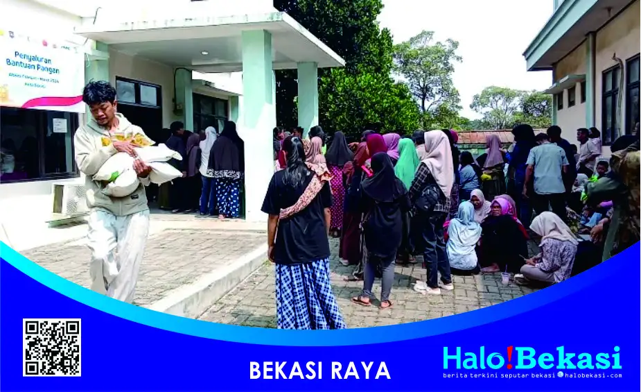 Kelurahan Jatisampurna Salurkan Bantuan Sembako, Penerima Manfaat Tersenyum Bahagia