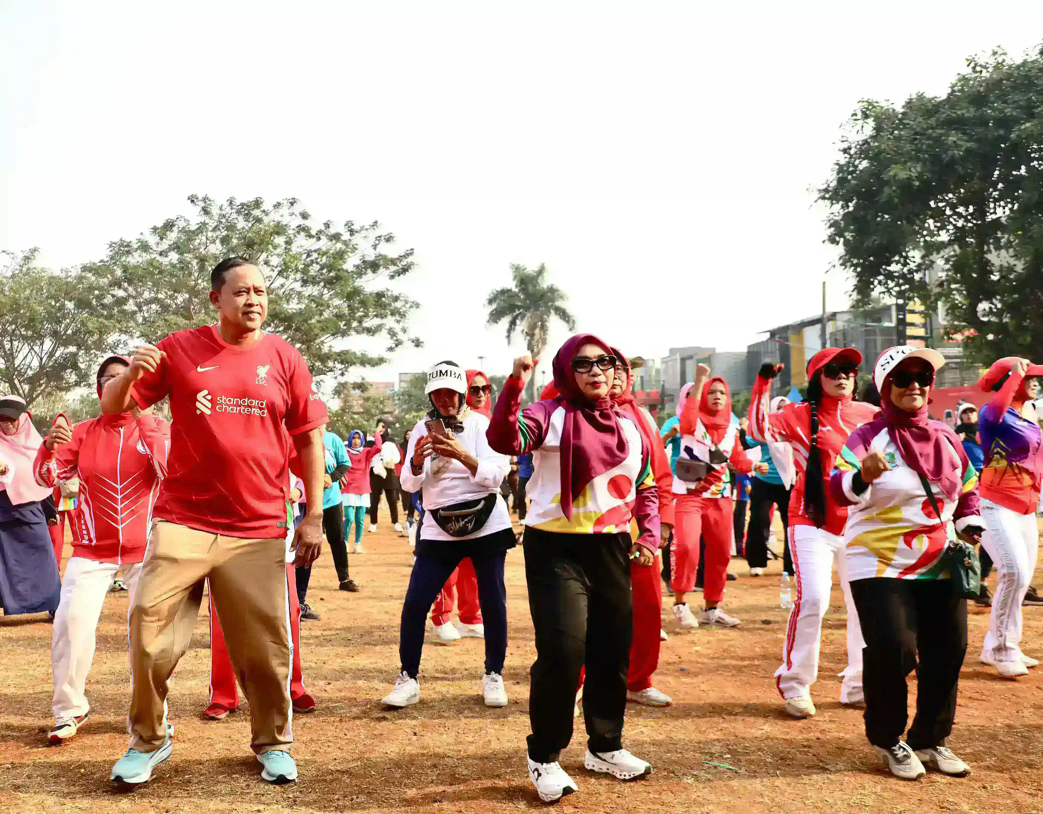 Senam Sehat Semarakkan Pondok Gede, Bekasi Bersiap Sambut Porprov Jabar 2026