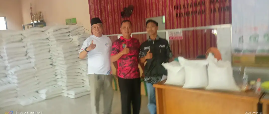 Bantuan Beras untuk 1.120 KPM di Jatimelati Disalurkan Bertahap, Kelurahan Pastikan Tepat Sasaran
