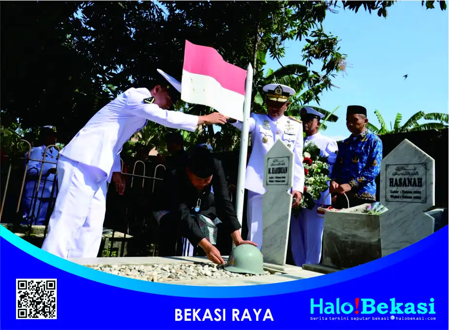 Sebagai Penghormatan Jasa Pahlawan, Tri dan Harris Bobihoe Sematkan Helm di Makam Matnuin Hasibuan
