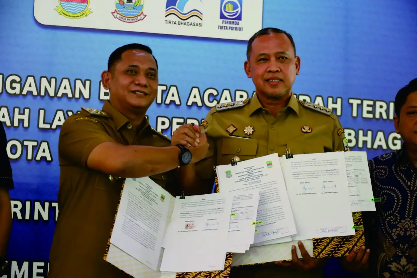 Tirta Patriot Resmi Kelola Seluruh Layanan Air Minum di Kota Bekasi, Wali Kota dan Plt. Bupati Bekasi Sepakat Utamakan Pelayanan Warga